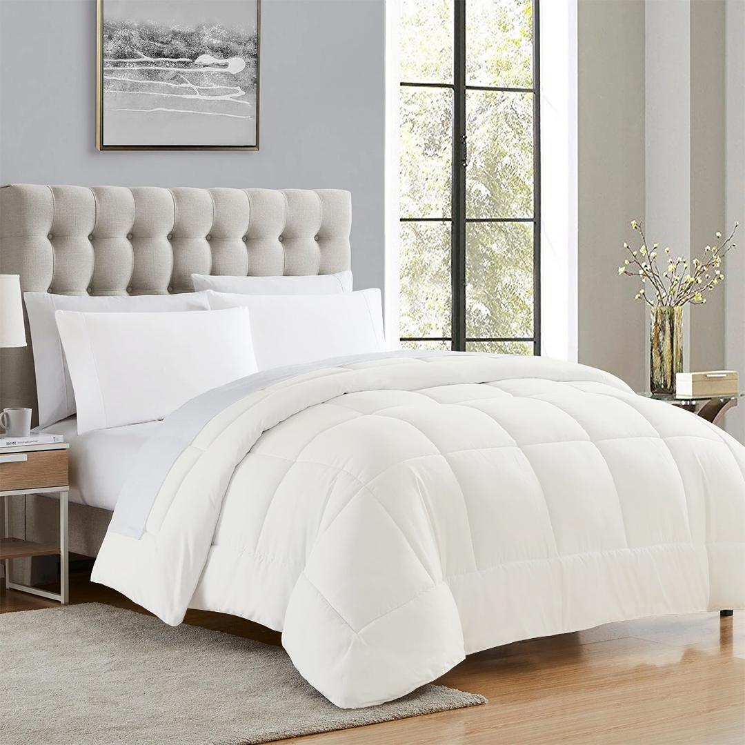 Comfy Ivory Comforter 400 GSM Box Pattern Sateen